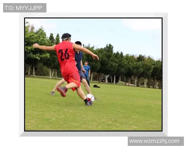 武汉足球队的耐力揭秘：从训练到比赛的全景探索与分析